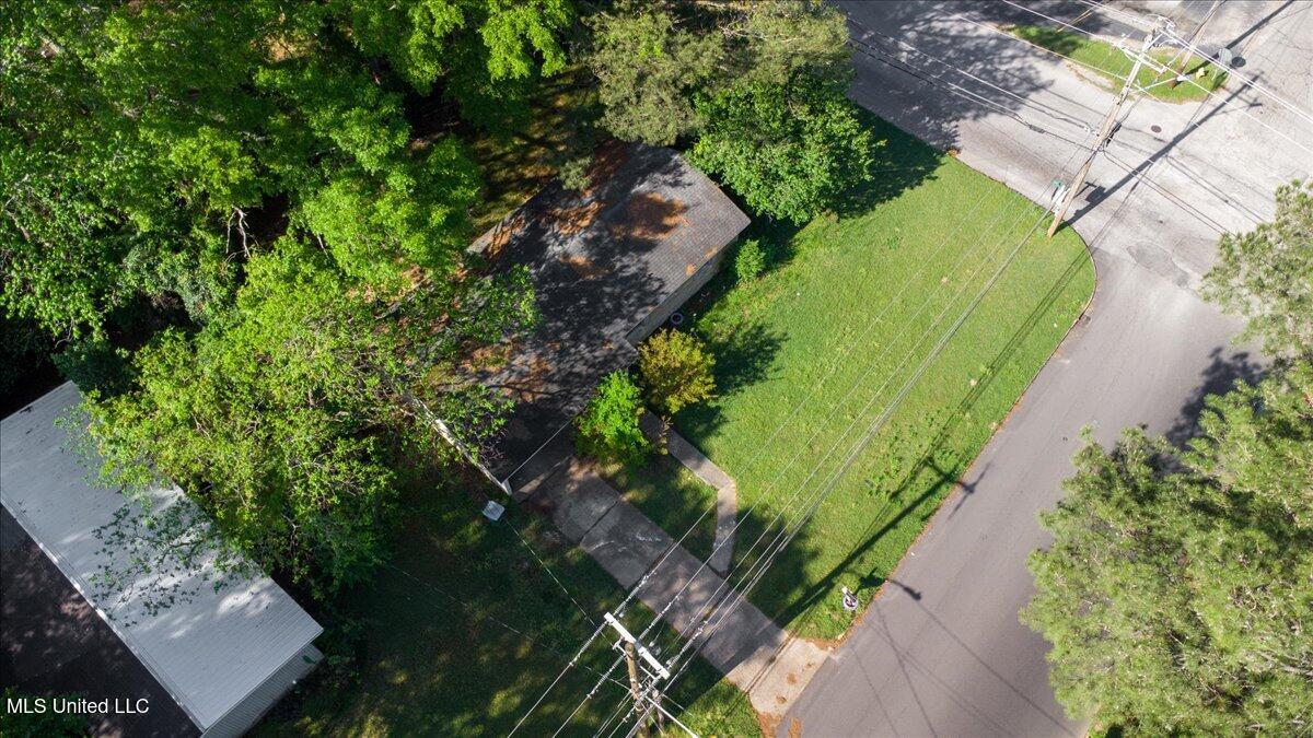 3161 45th Street Meridian, MS 39305 - Photo 2 of 34 28-DJI_0203