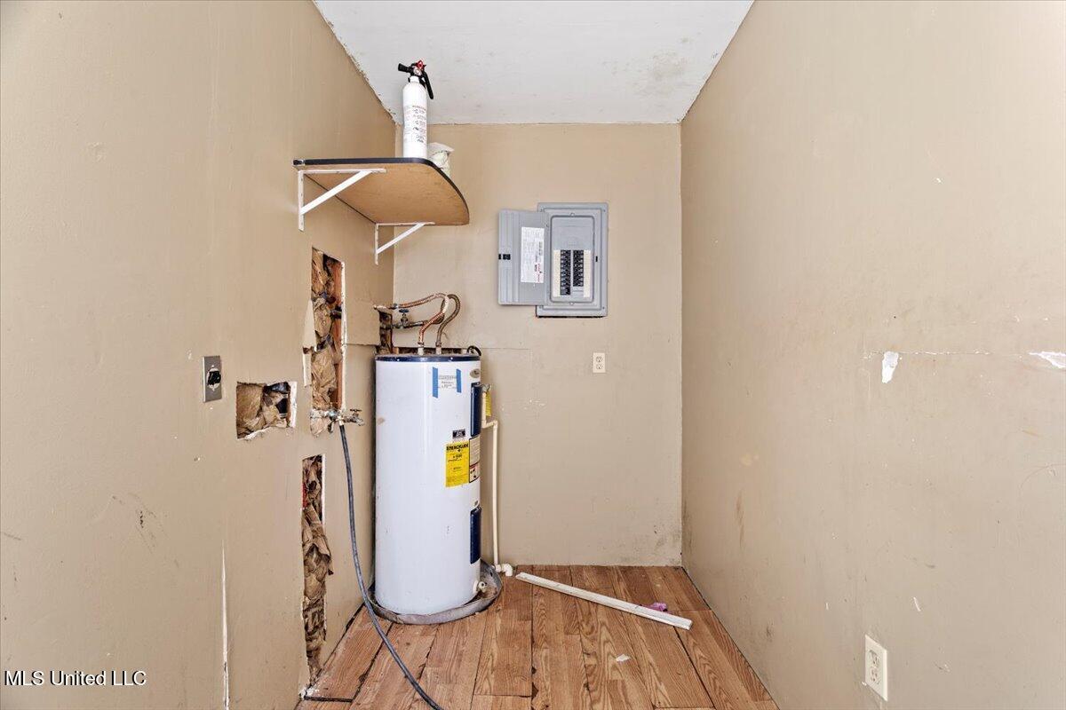 3161 45th Street Meridian, MS 39305 - Photo 29 of 34 24-HJ0A9002