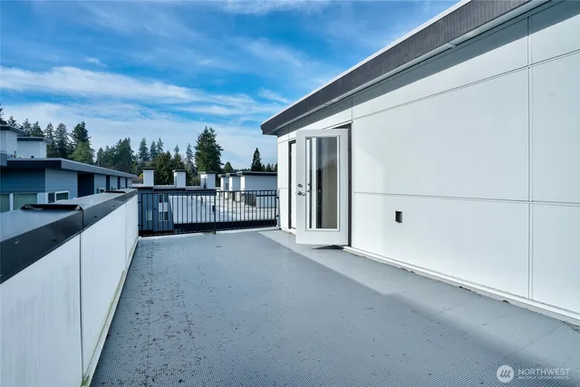 $699,999 | 2121 North 148th Street, Unit C, Shoreline, WA 98133