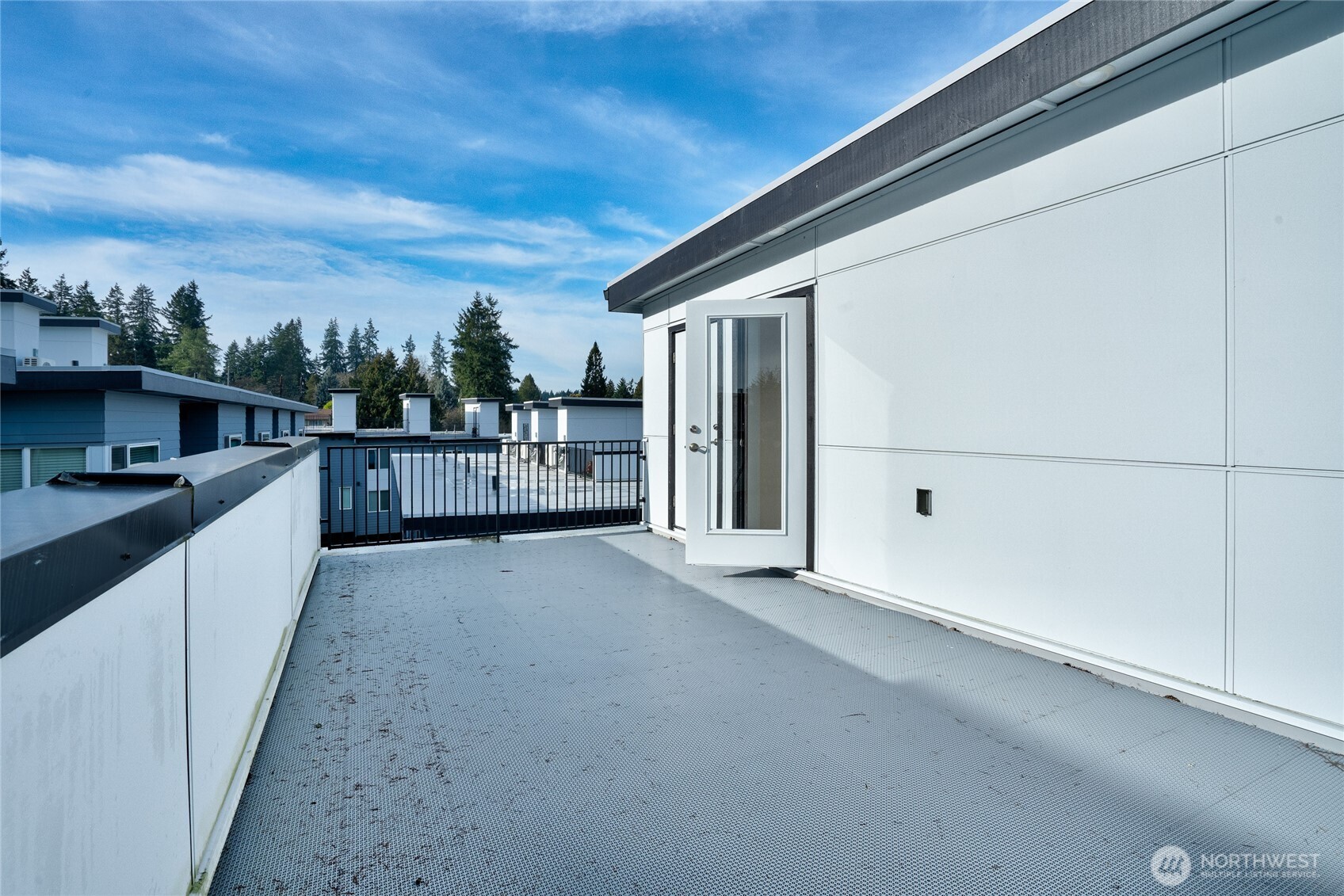 2121 North 148th Street, Unit C Shoreline, WA 98133 - Photo 23 of 31