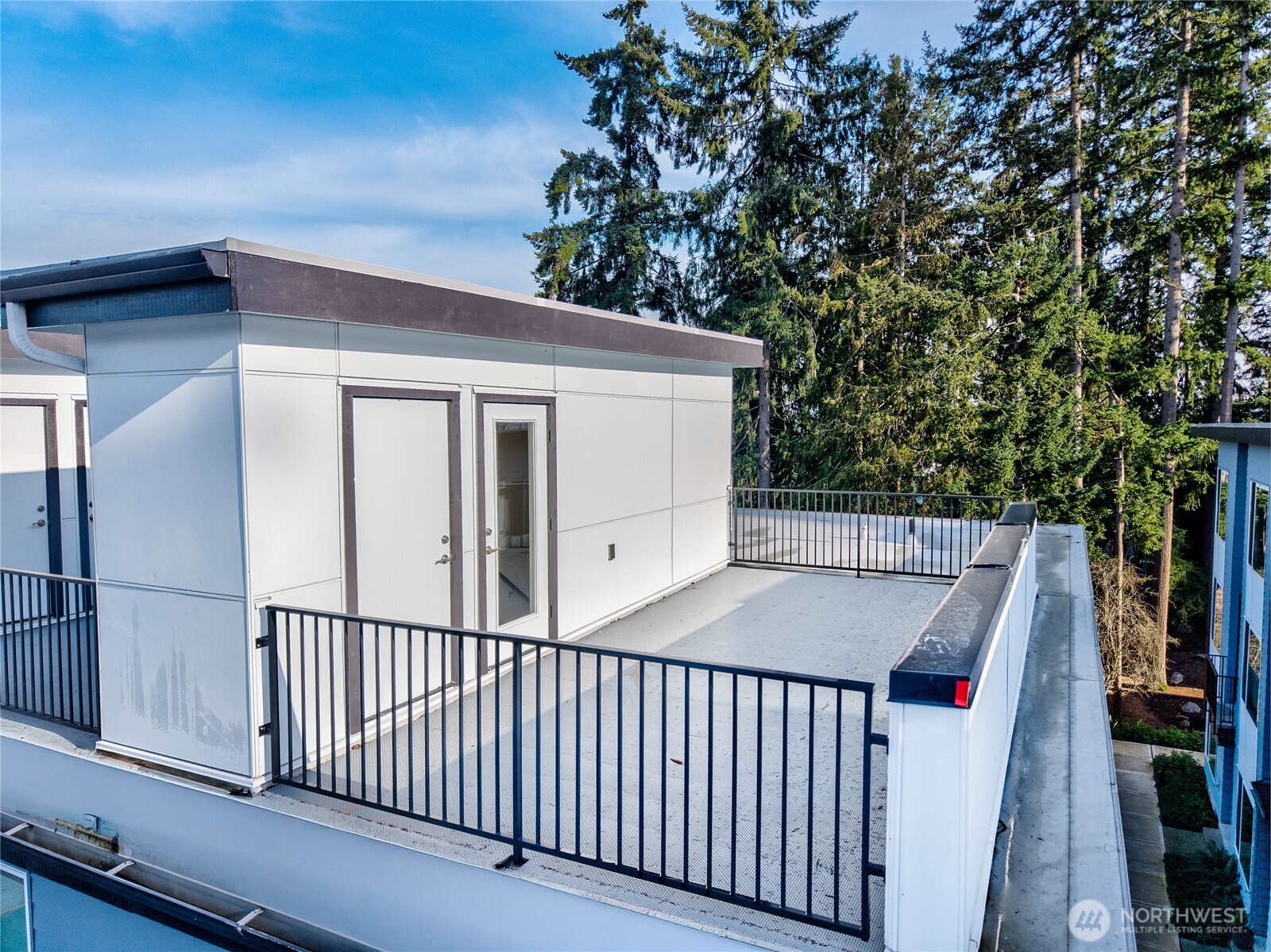 2121 North 148th Street, Unit C Shoreline, WA 98133 - Photo 24 of 31