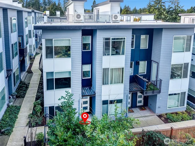 $699,999 | 2121 North 148th Street, Unit C, Shoreline, WA 98133
