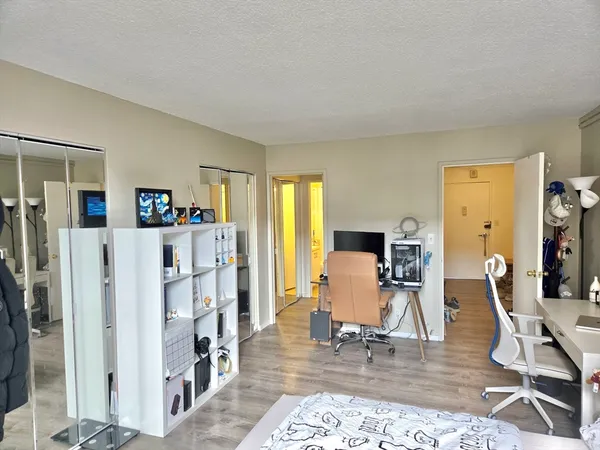 $4,900 | 99 Pond Avenue, Unit 505, Brookline, MA 02445