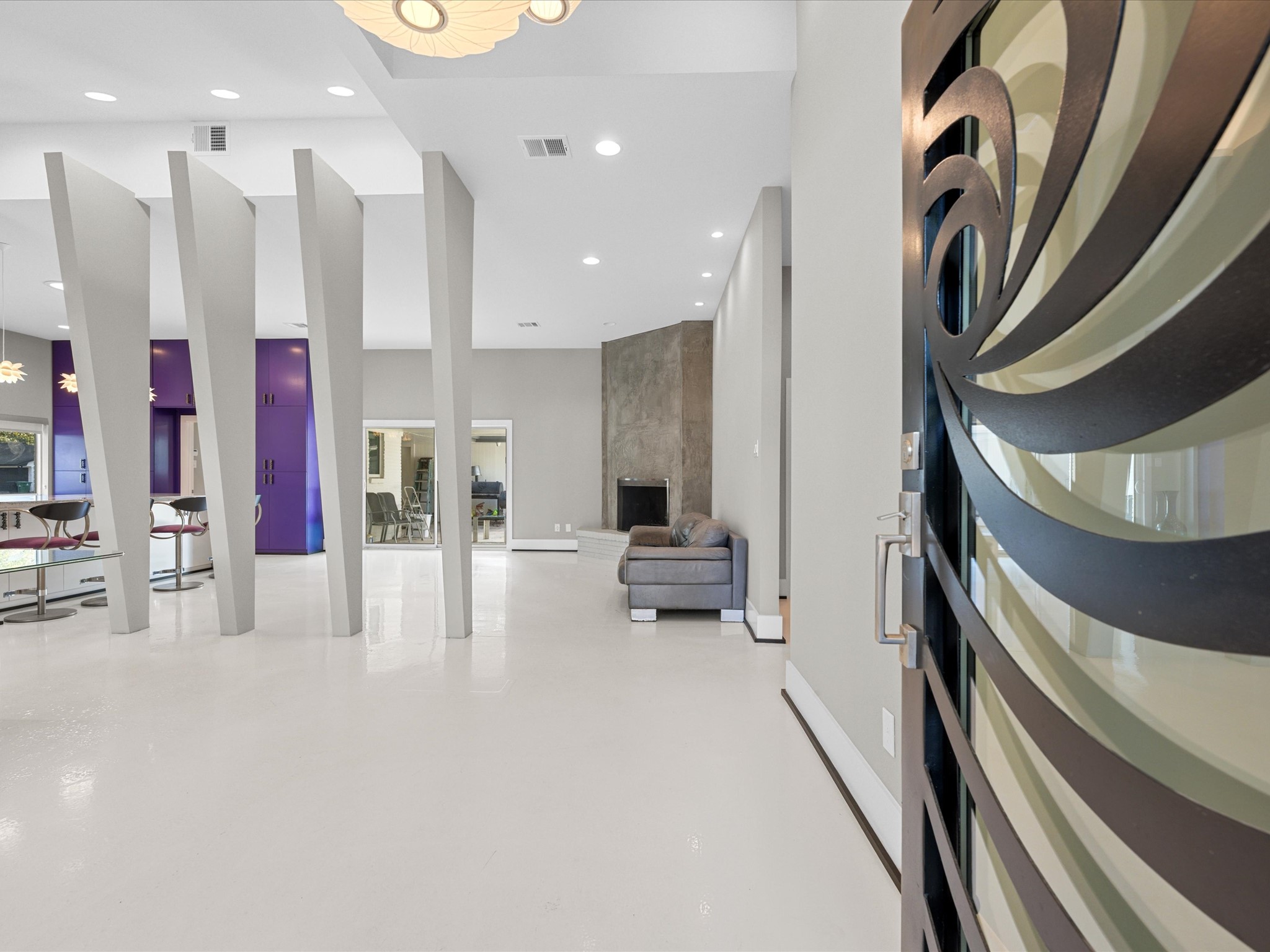 5603 Grape Street Houston, TX 77096 - Photo 8 of 40