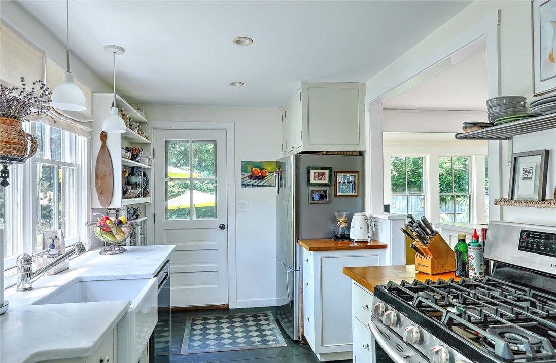 26 Bridge Street Warren, RI 02885 - Photo 15 of 42