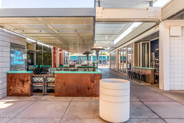 a area with table and chairs