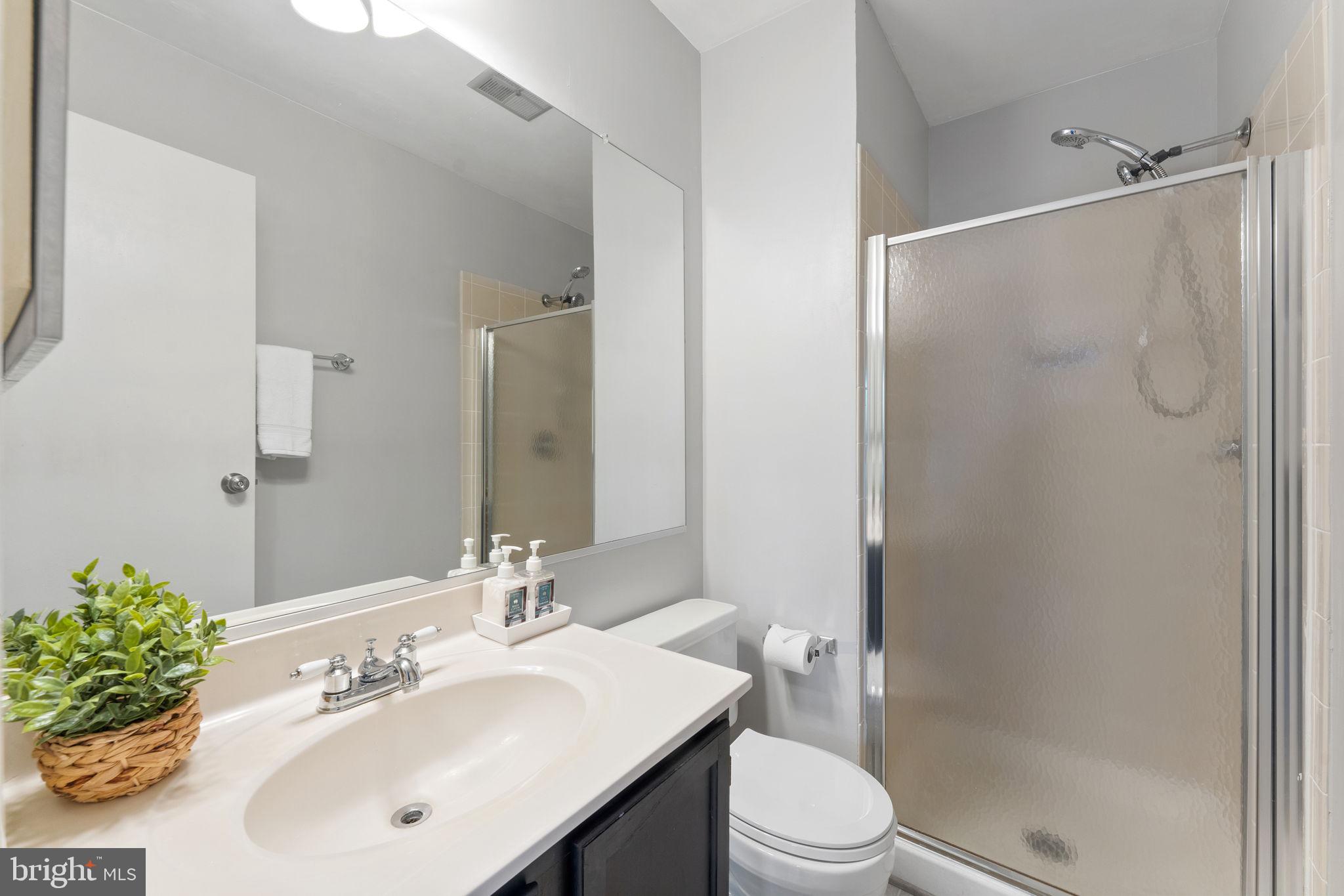 7359 Rokeby Drive Manassas, VA 20109 - Photo 28 of 44 Ensuite Bath w/stall shower