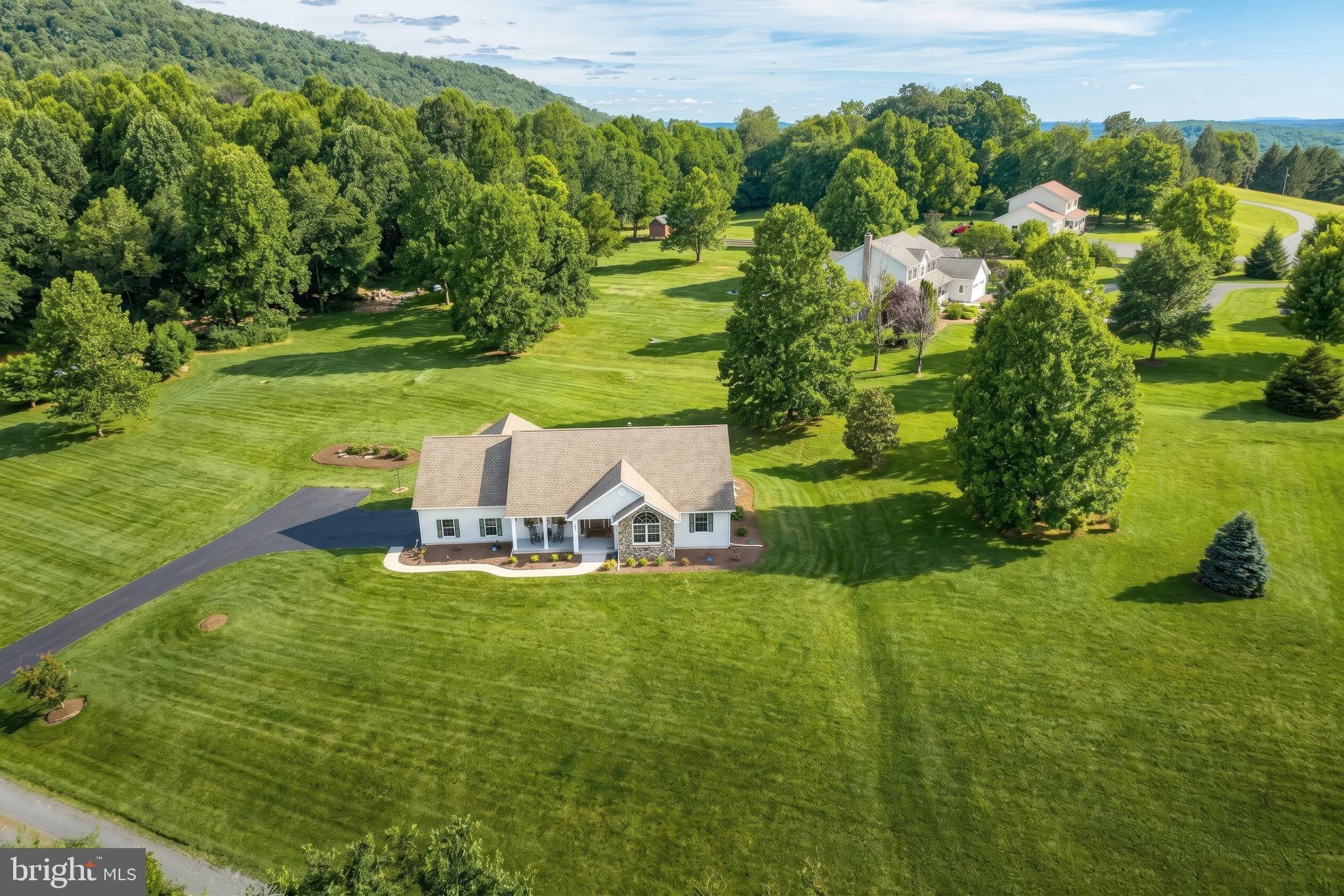 885 Jacks Mountain Road Fairfield, PA 17320 - Photo 3 of 55