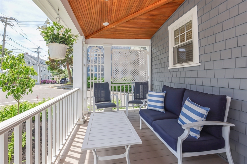 55 Gregory Street Marblehead, MA 01945 - Photo 3 of 28