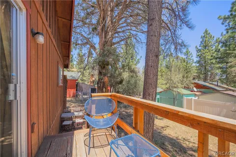 $324,500 | 451 Cedar Lane, Sugarloaf, CA 92386