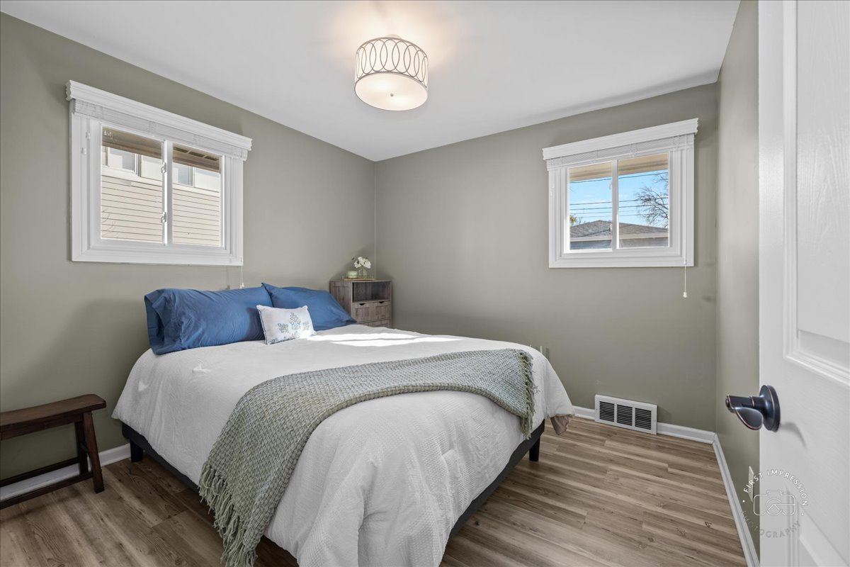 130 Division Street Geneva, IL 60134 - Photo 8 of 13