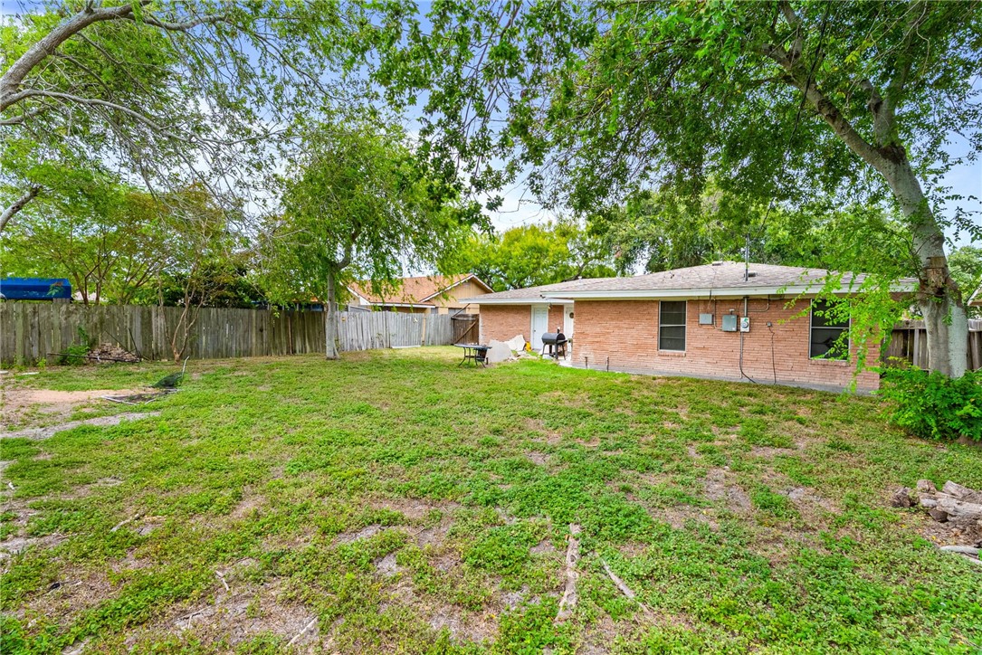 106 Rice Drive Portland, TX 78374 - Photo 15 of 15 yard