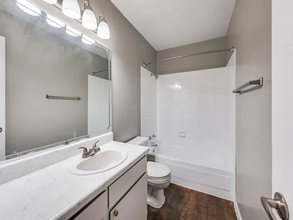 $115,000 | 1122 Millview Drive, Unit 1103, Arlington, TX 76012