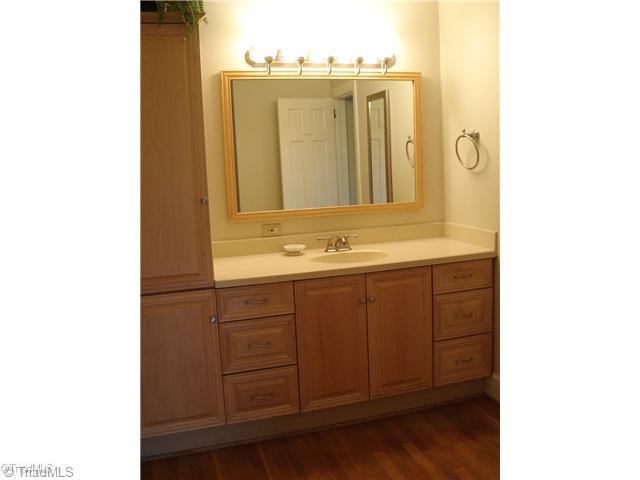 1045 Chester Road Winston-Salem, NC 27104 - Photo 8 of 14 Master Bath/Spa.
