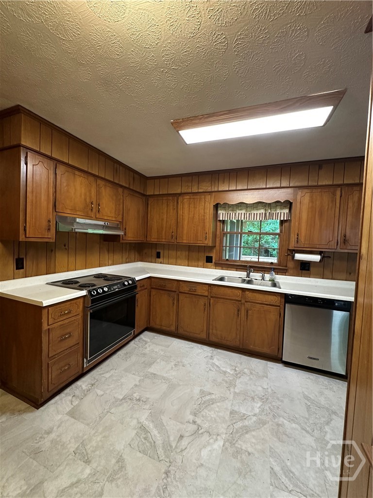 375 Segrest Circle Athens, GA 30605 - Photo 10 of 36