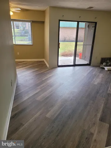 $1,800 | 1605 Meadowview Lane, Unit 1605, Mont Clare, PA 19453