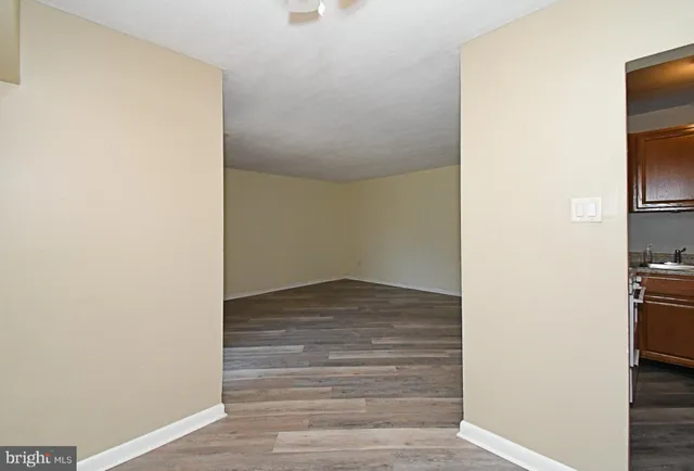 $1,800 | 1605 Meadowview Lane, Unit 1605, Mont Clare, PA 19453