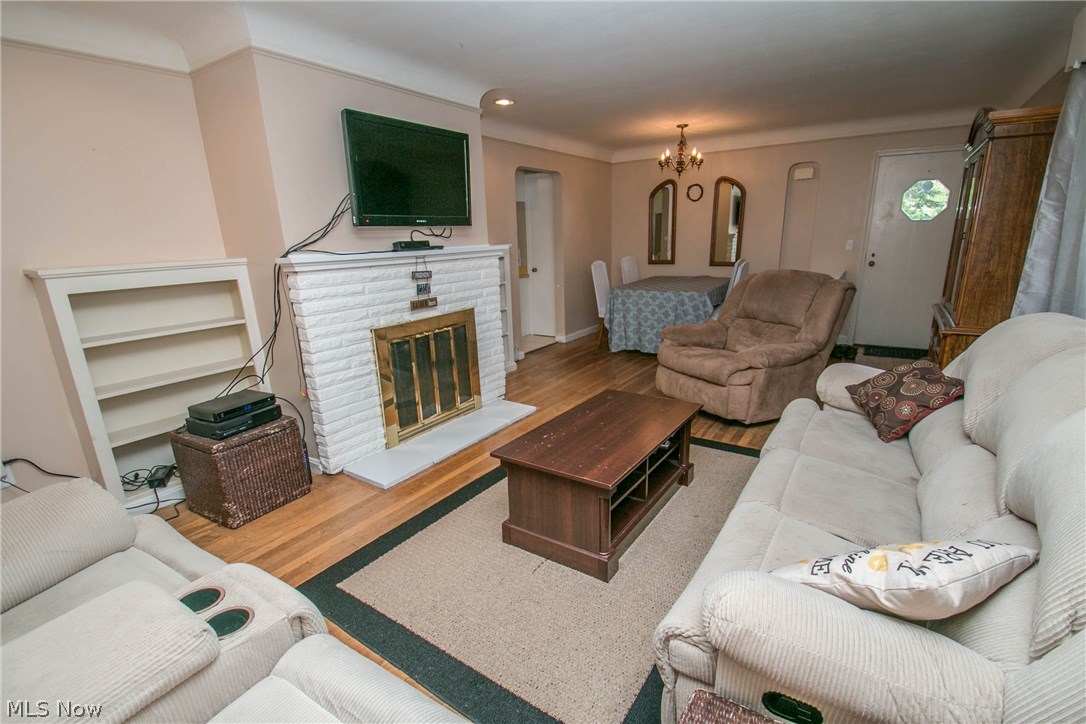 8076 Stockbridge Road Mentor, OH 44060 - Photo 6 of 30 Gallery Image 6