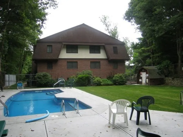 $200,000 | 43 West Street, Unit A2, Randolph, MA 02368