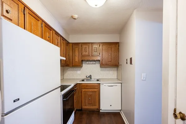 $200,000 | 43 West Street, Unit A2, Randolph, MA 02368