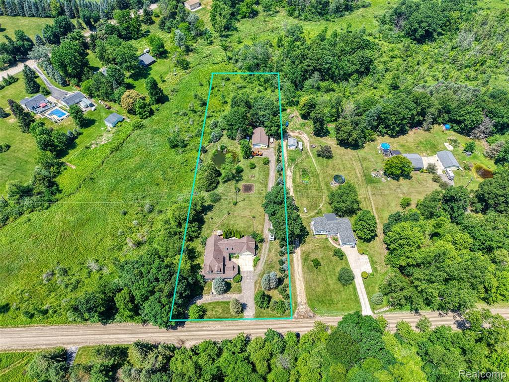 7500 Farley Road Pinckney, MI 48169 - Photo 8 of 50 Gallery Image 8