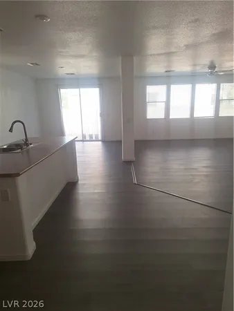 $2,950 | 304 Raptors View Avenue, North Las Vegas, NV 89031