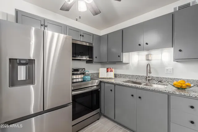 $102,900 | 2608 West Berridge Lane, Unit C220, Phoenix, AZ 85017