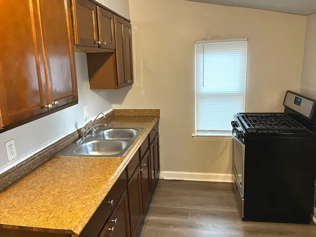 $271,000 | 3807 Wesley Avenue, Berwyn, IL 60402