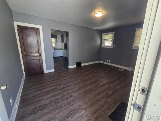 $85,000 | 4021 Alby Street, Alton, IL 62002