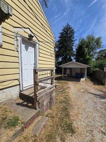 $85,000 | 4021 Alby Street, Alton, IL 62002