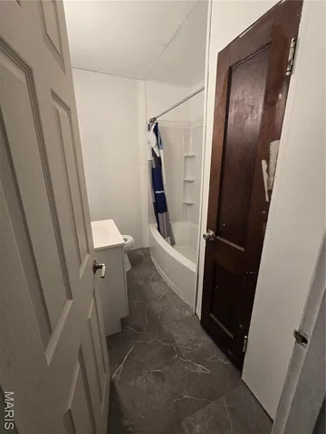 $85,000 | 4021 Alby Street, Alton, IL 62002