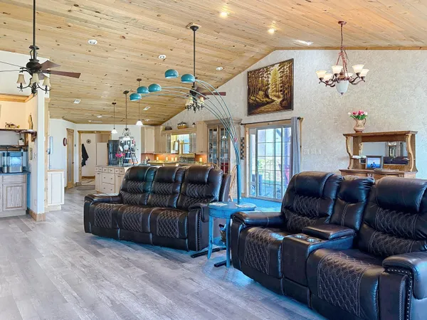 $1,074,000 | 73 Prairie Drive, Buffalo, WY 82834