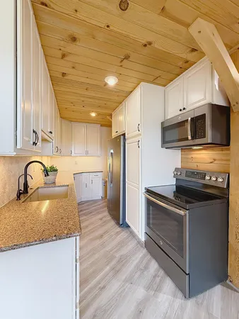 $1,074,000 | 73 Prairie Drive, Buffalo, WY 82834