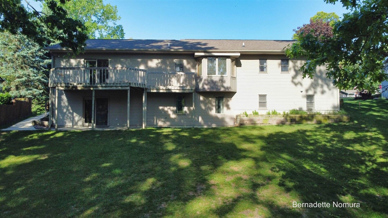 12167 Reyburn Drive Northeast Sparta, MI 49345 - Photo 6 of 34