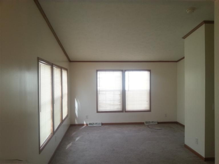 68483 Dailey Road Edwardsburg, MI 49112 - Photo 5 of 15 Additional Photo