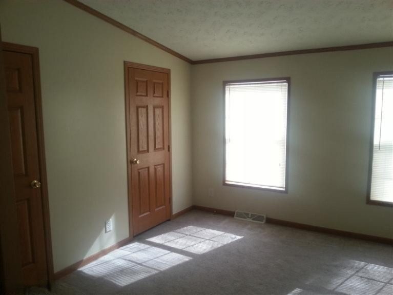 68483 Dailey Road Edwardsburg, MI 49112 - Photo 9 of 15 Additional Photo
