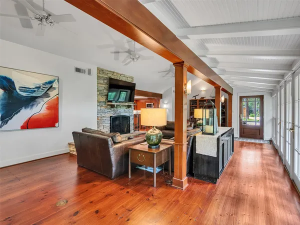 $1,975,000 | 8202 Burkhart Road, Houston, TX 77055