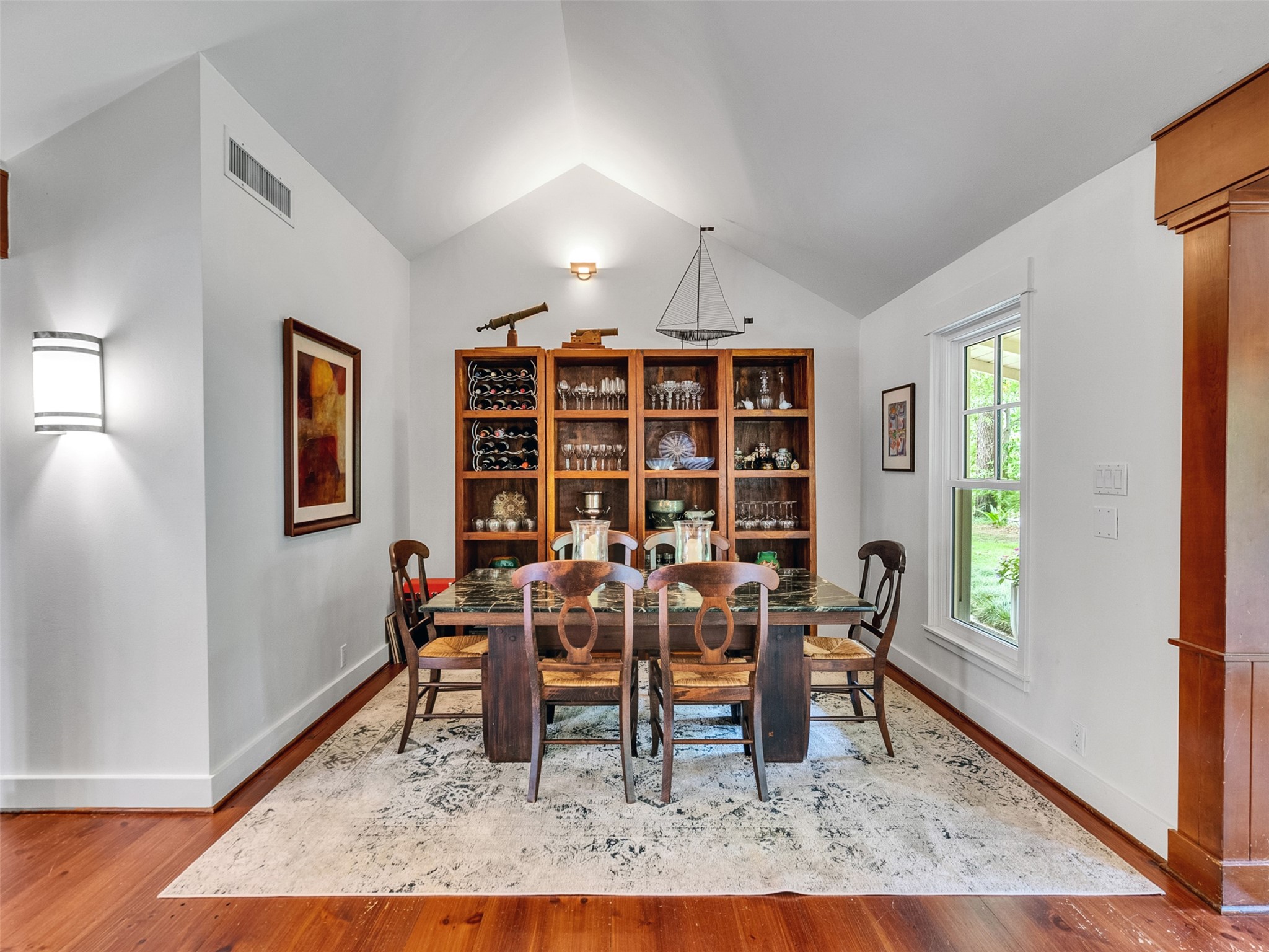 8202 Burkhart Road Houston, TX 77055 - Photo 6 of 29 The dining area is just off the main living area.