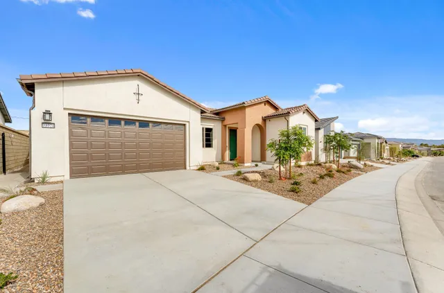 $4,950 | 73774 Mojave Desert Drive, Palm Desert, CA 92211
