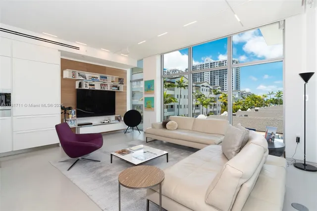 $27,000 | 1201 20th Street, Unit PH01, Miami Beach, FL 33139