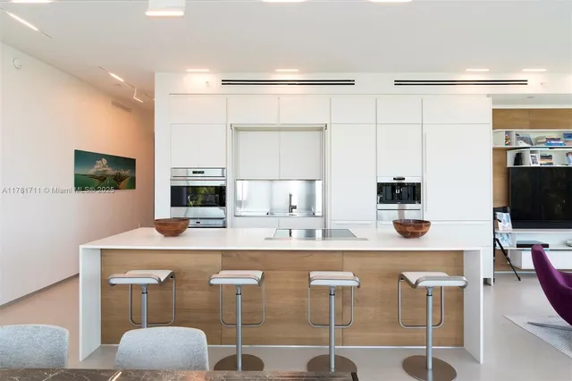 $27,000 | 1201 20th Street, Unit PH01, Miami Beach, FL 33139