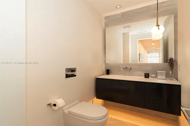 $27,000 | 1201 20th Street, Unit PH01, Miami Beach, FL 33139