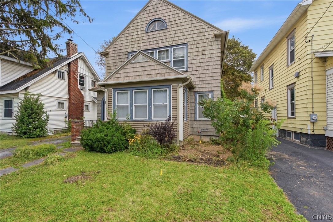609 Seeley Road Syracuse, NY 13224 - Photo 1 of 44 Gallery Image 1