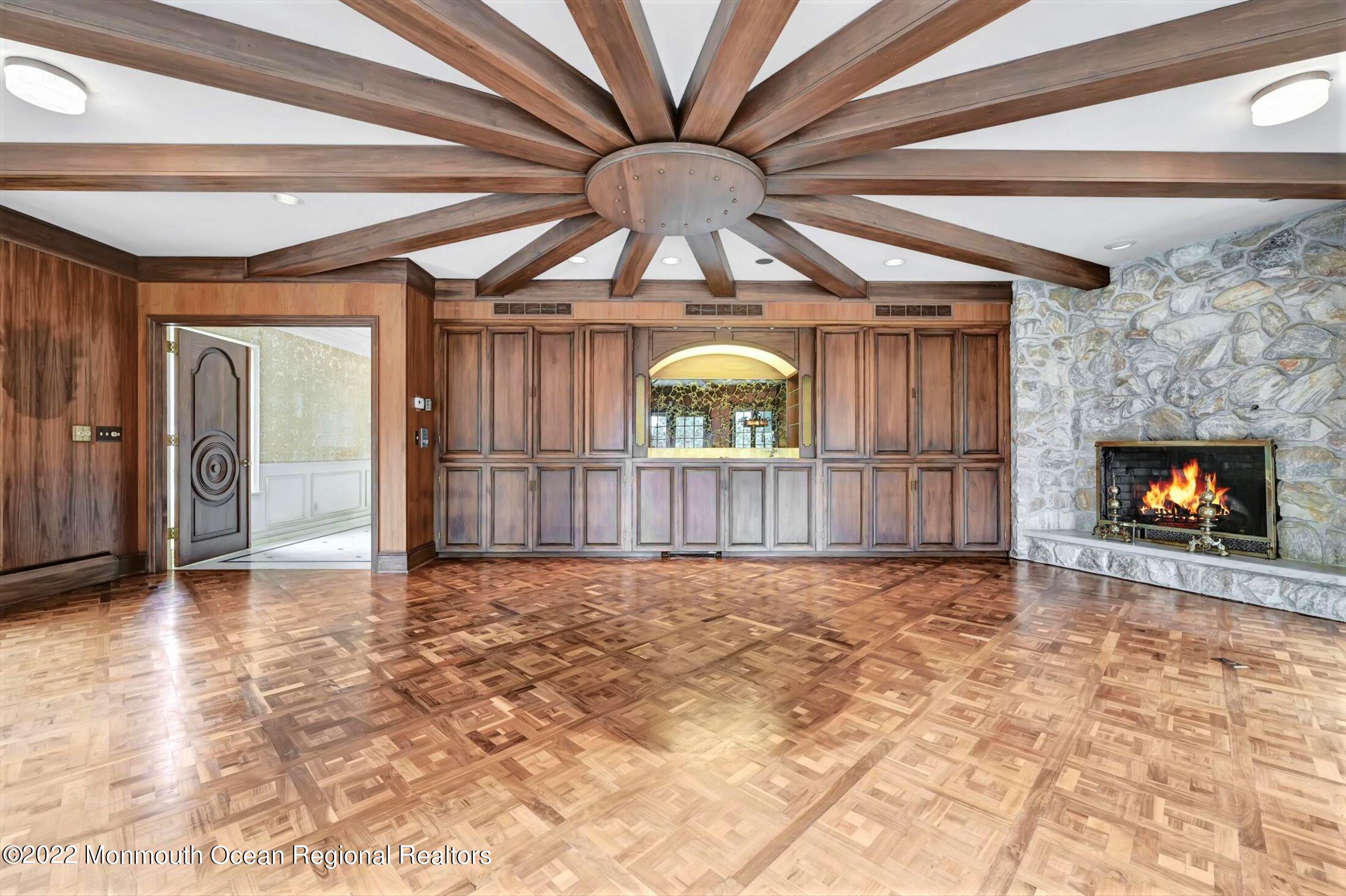 353 East Freehold Road, Unit 353355 Freehold, NJ 07728 - Photo 19 of 87 14-2 Great room