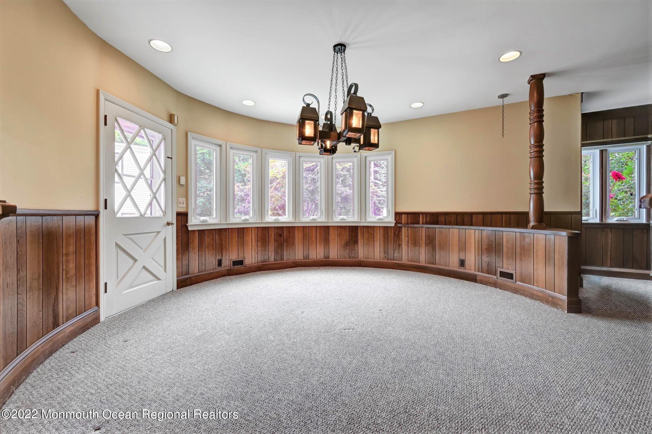 353 East Freehold Road, Unit 353355 Freehold, NJ 07728 - Photo 27 of 87 20- Kitchen eat-in area