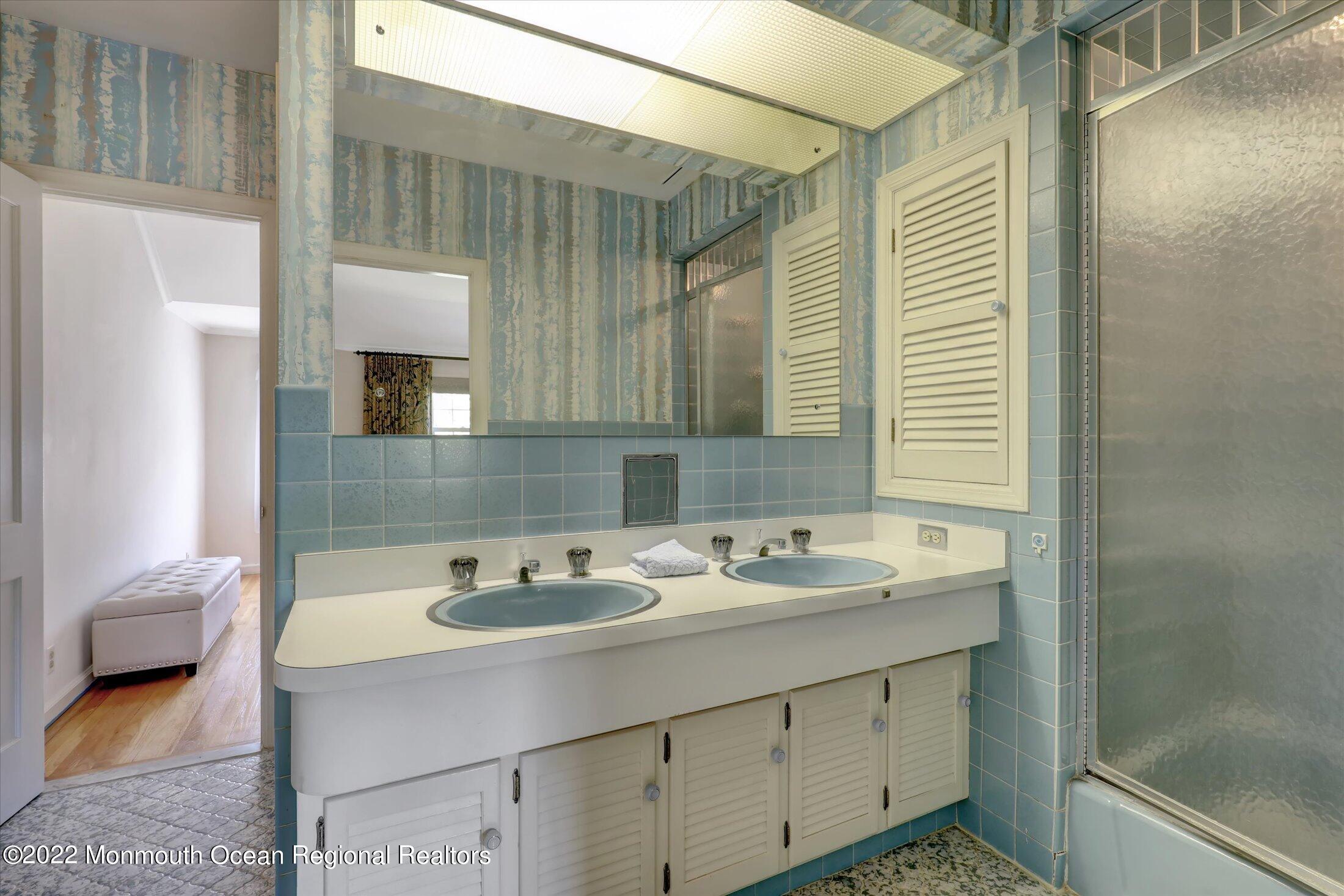 353 East Freehold Road, Unit 353355 Freehold, NJ 07728 - Photo 49 of 87 45-Jack & Jill Suite 2