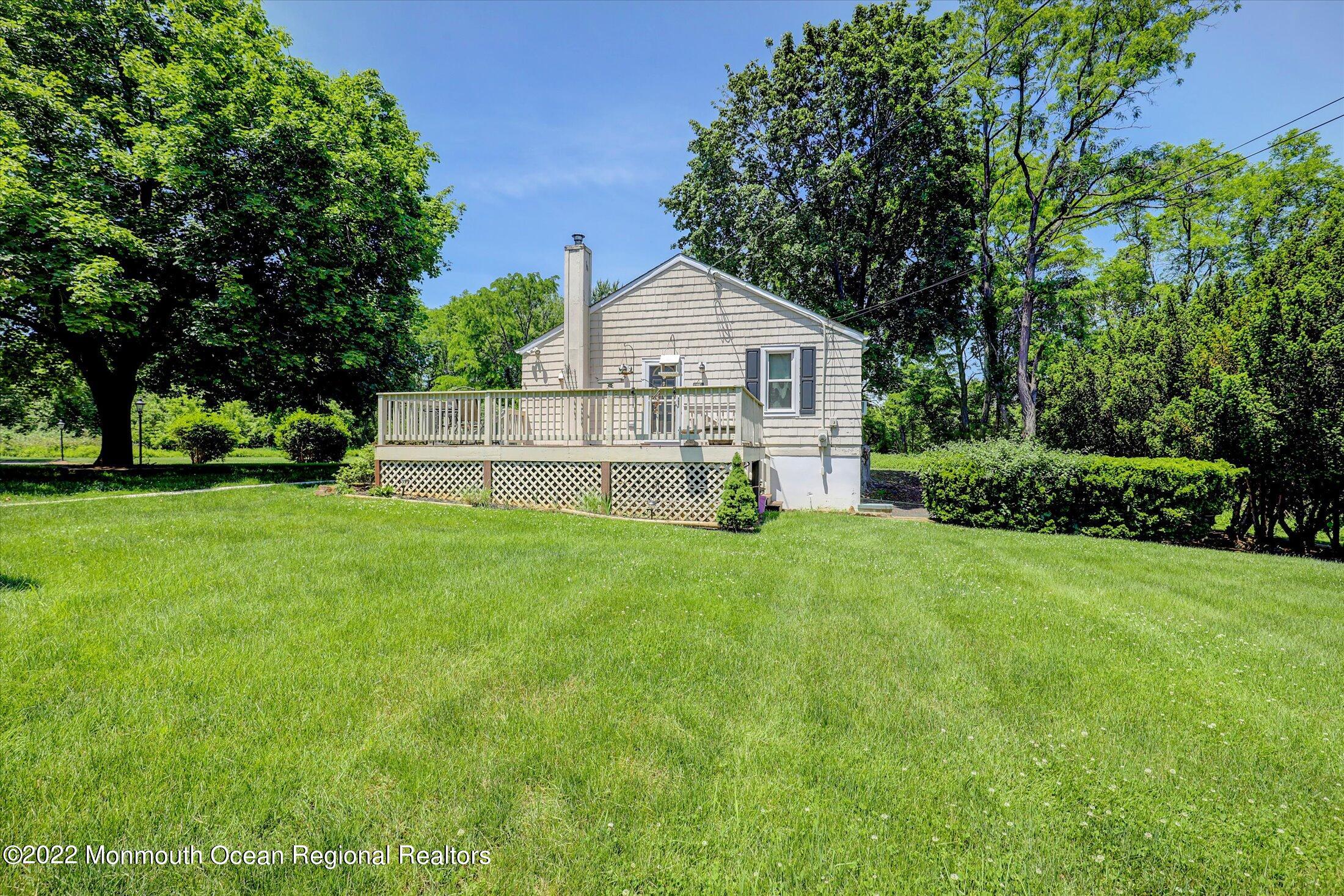 353 East Freehold Road, Unit 353355 Freehold, NJ 07728 - Photo 70 of 87 70-Cottage House