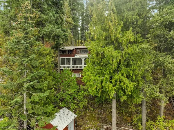 $699,000 | 12222 Northwest Newman Lake Drive, Newman Lake, WA 99025