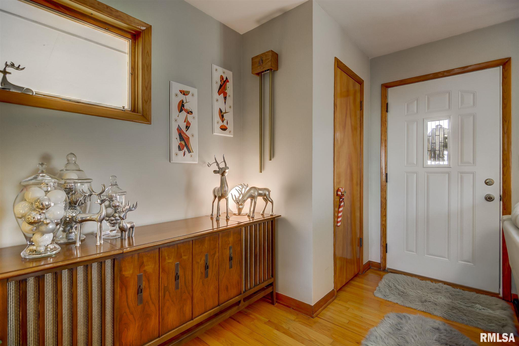 2707 Huntington Road Springfield, IL 62703 - Photo 6 of 36