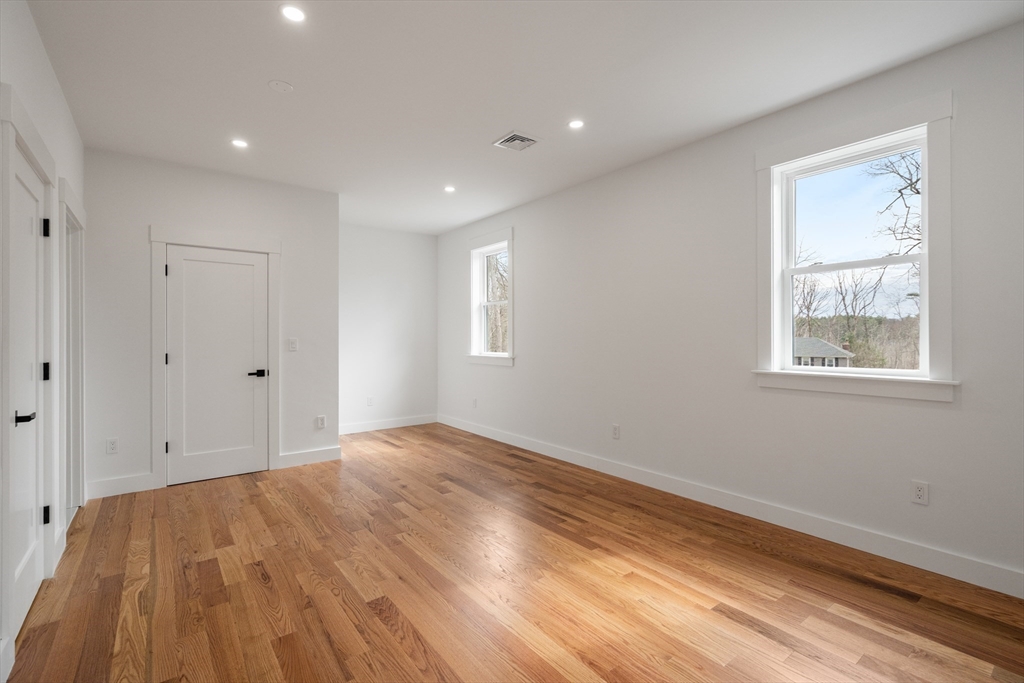 7 Circle Drive Dover, MA 02030 - Photo 11 of 27